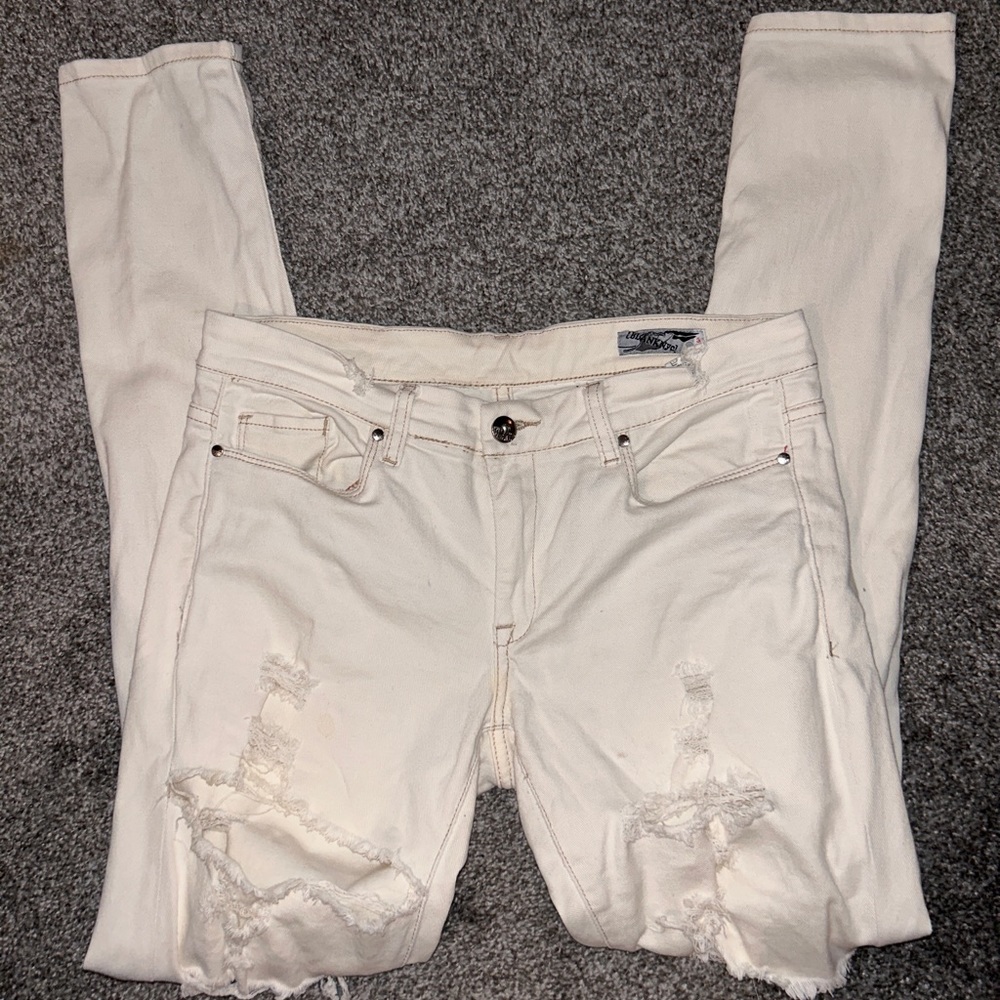 Blank NYC - Cream Distressed Skinny Jeans - Women’s Size 30